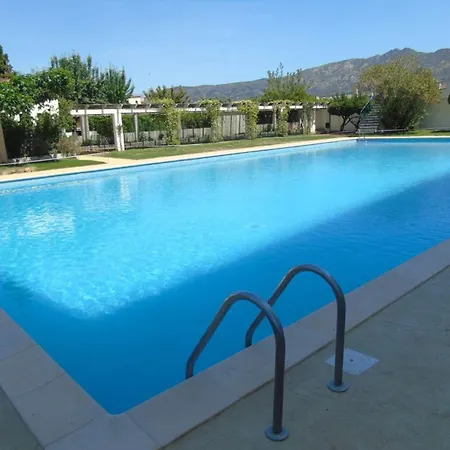 Apartment Avec Piscine Et Vue Montagne *